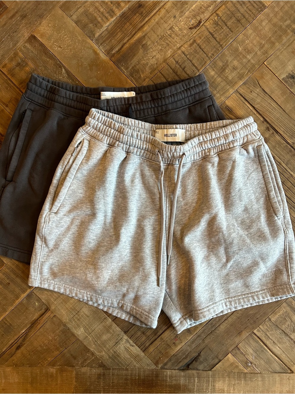 Hollister Men’s Gray Drawstring Sweat Shorts
